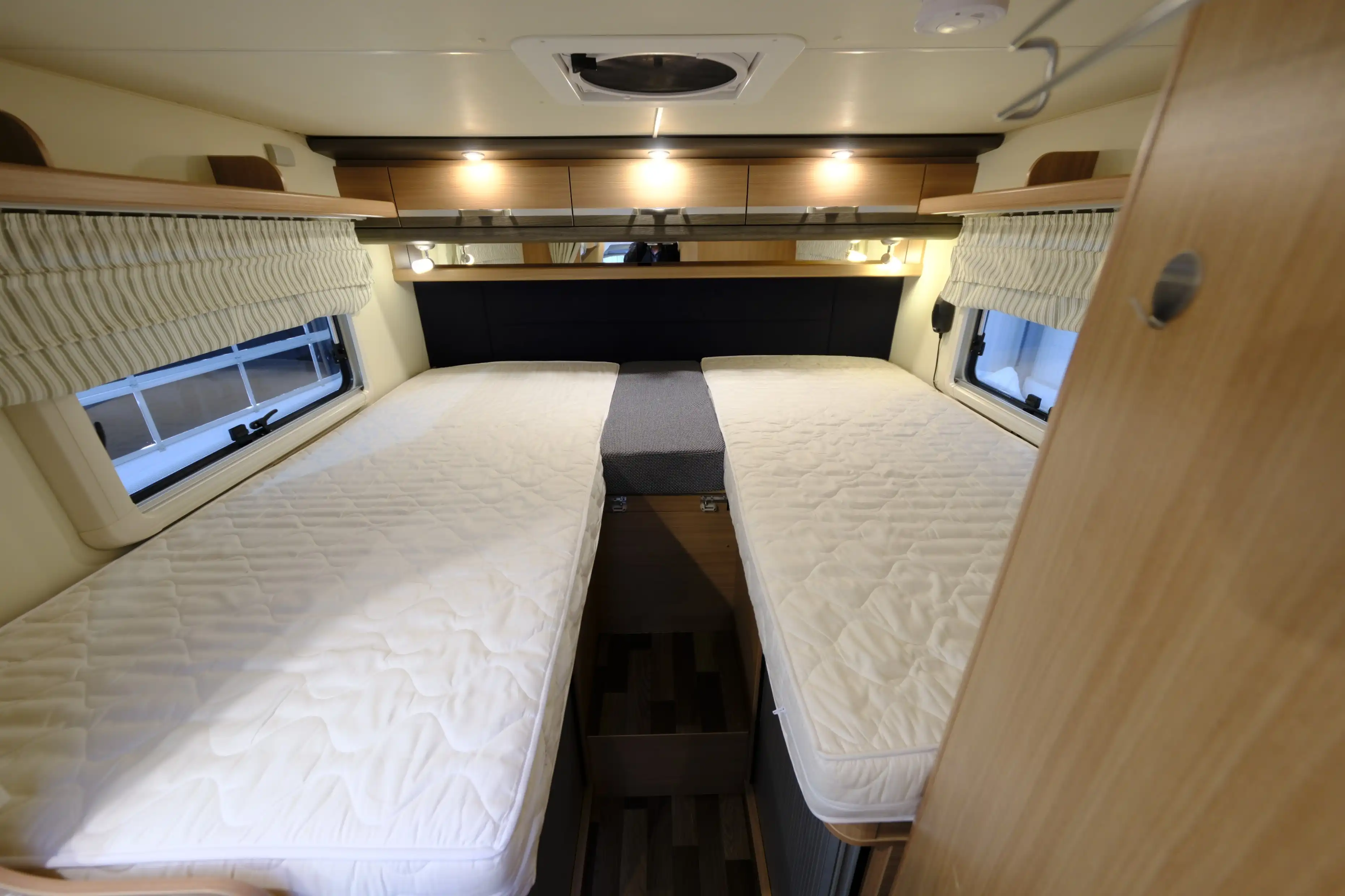 KNAUS SKY TI 650 MEG Silver Selection - Ansicht 9